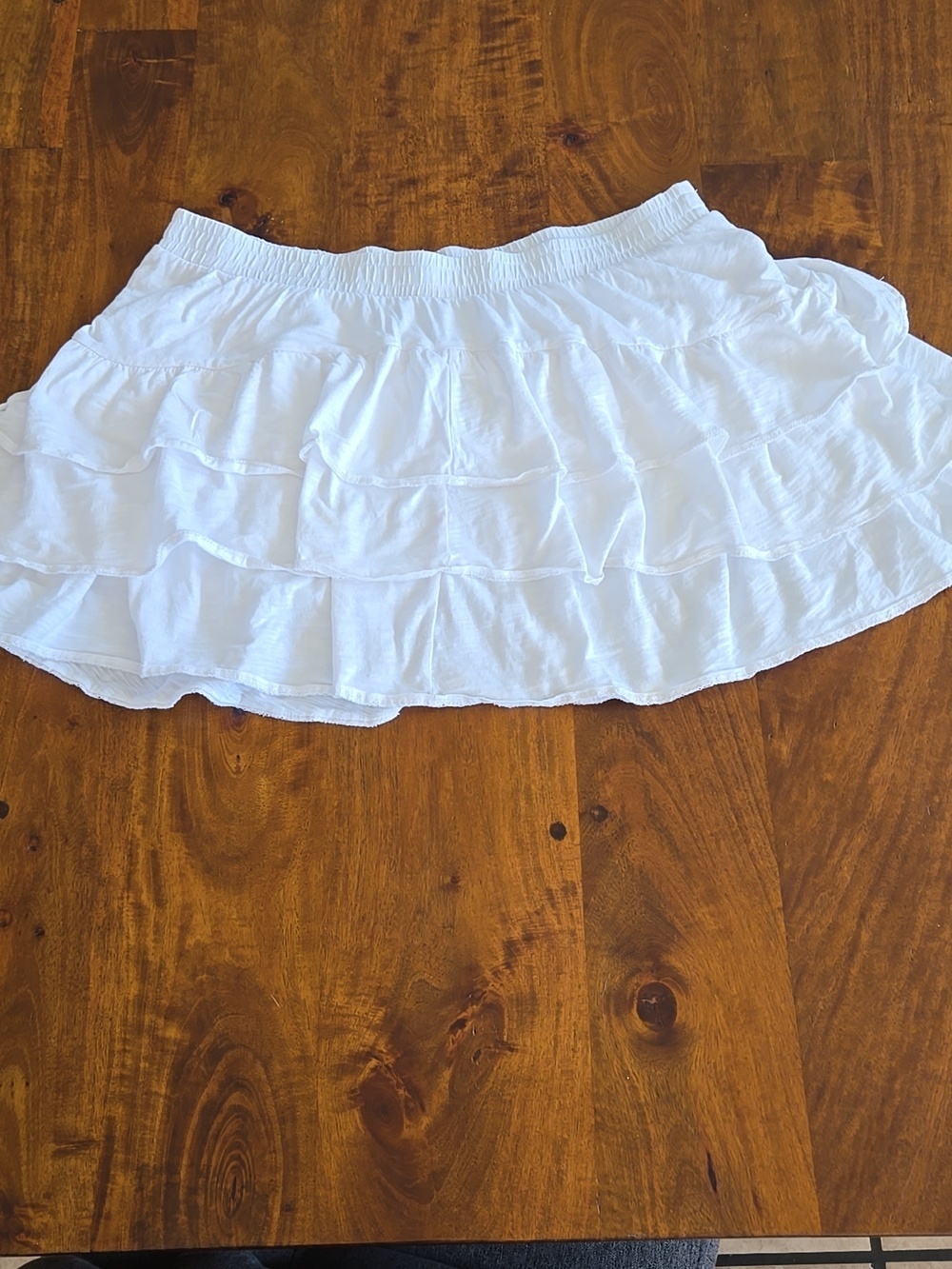 American Eagle White Ruffled Tiered Mini Skirt - Picture 1 of 8